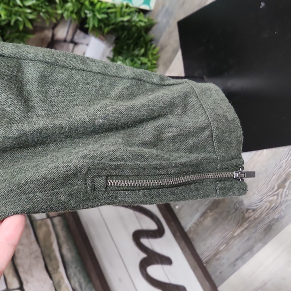 Utopia by Hue Olive Green High-Waisted Leggings - Picture 5 of 8